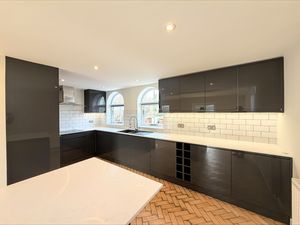 Photo 8- click for photo gallery